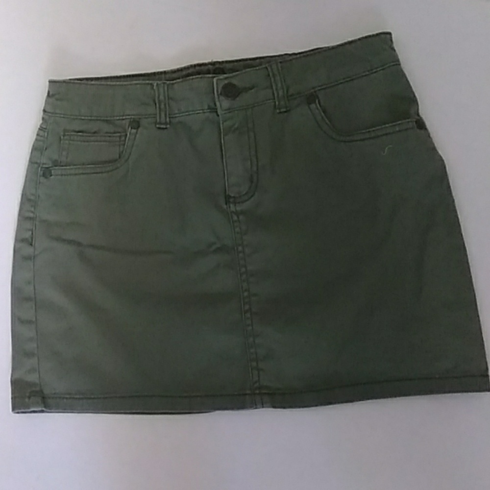Arizona Jeans Army Green Skirt